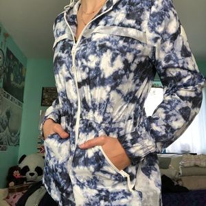 Tiedye windbreaker ✨